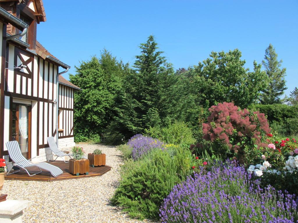 Le Mont D'Auge Bed and Breakfast Canapville  Exterior foto